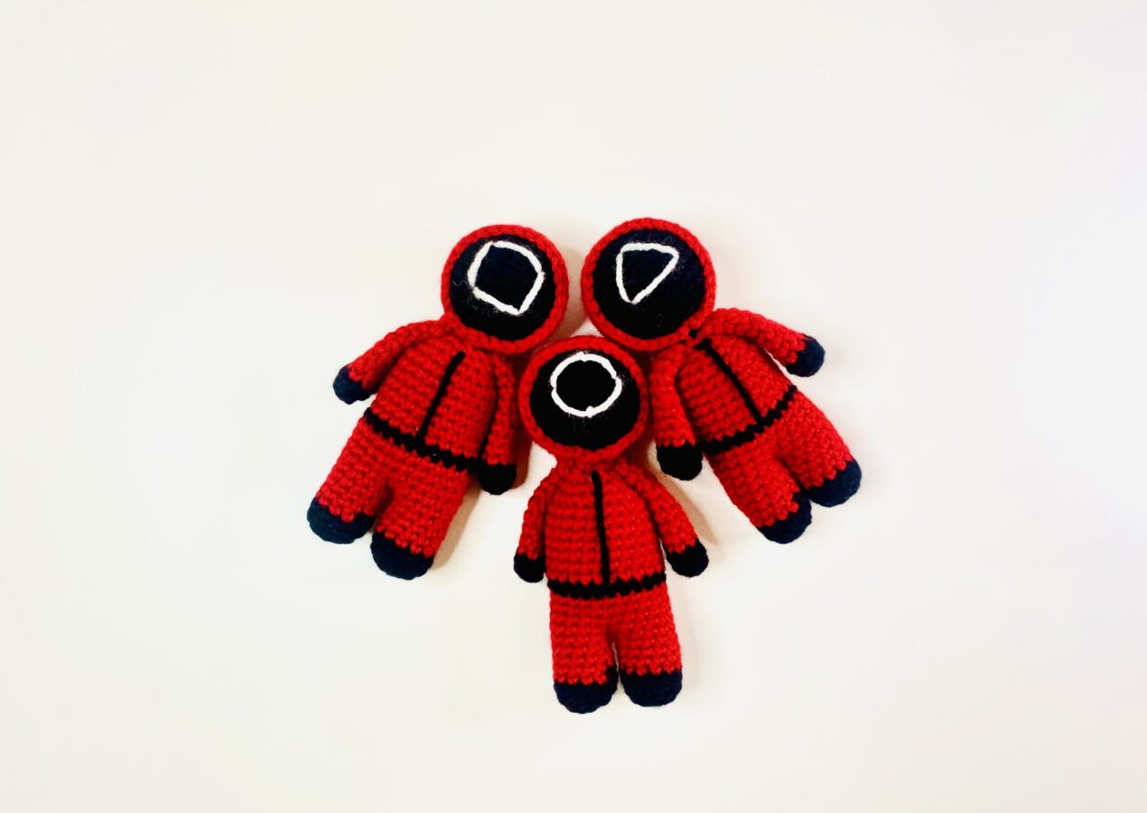 Crochet Squid Games Red Soldiers/Pink Soldiers