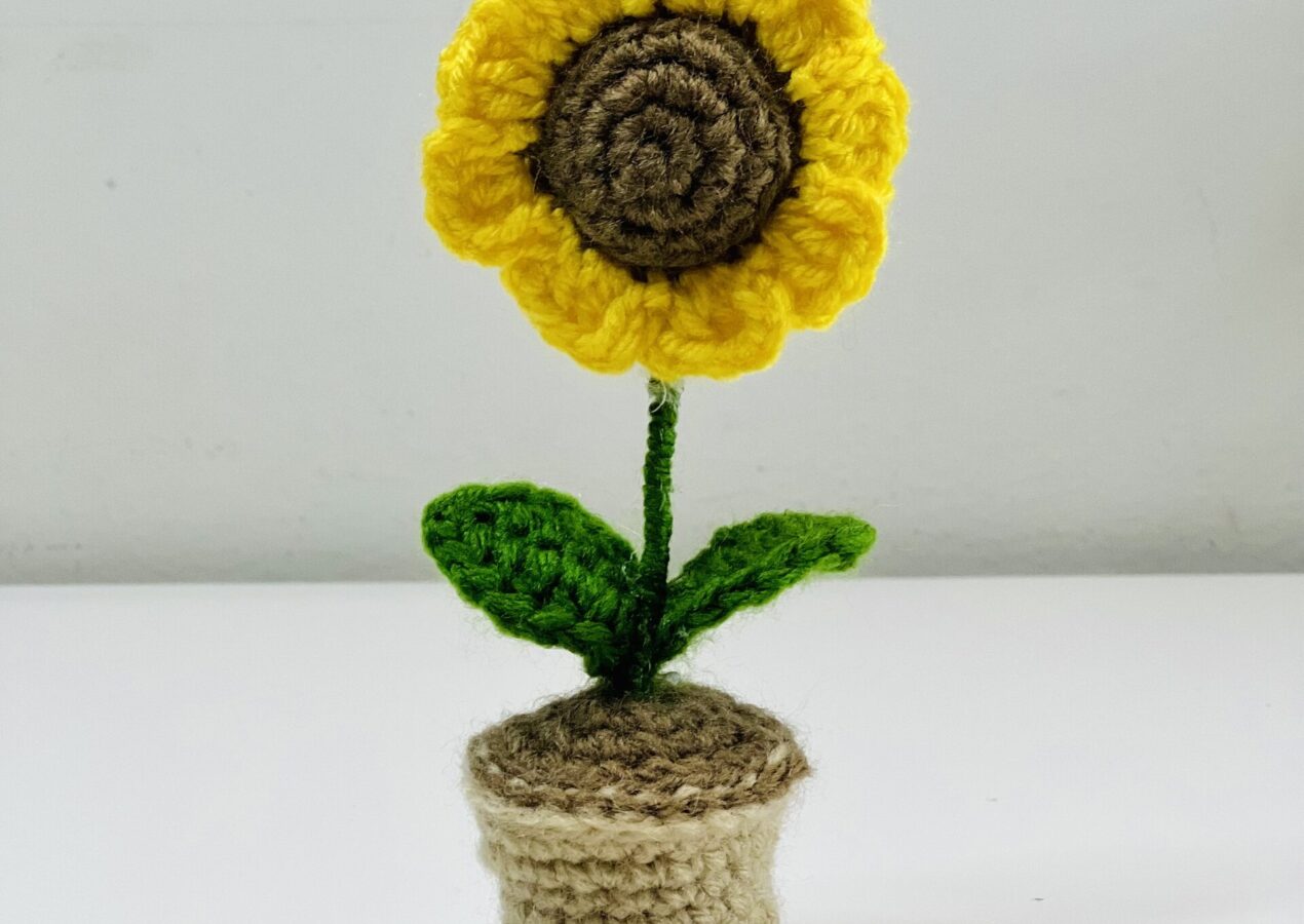 Crochet Sunflower Pot Amigurumi
