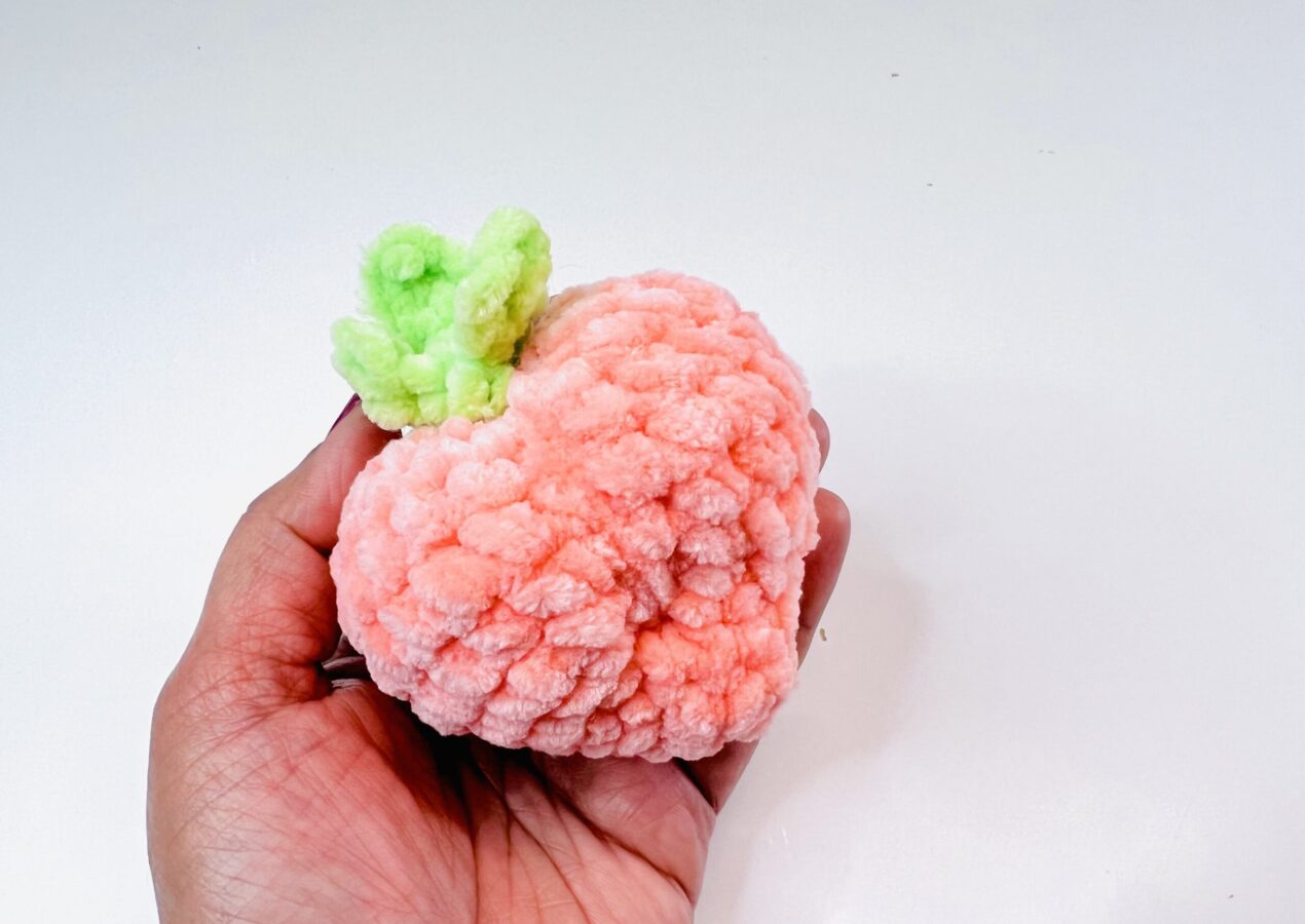 Peach Amigurumi